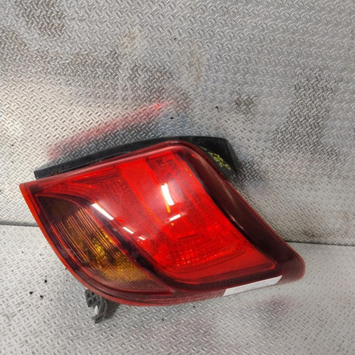 Feu arrière droit Toyota YARIS 1.0 (2010)
