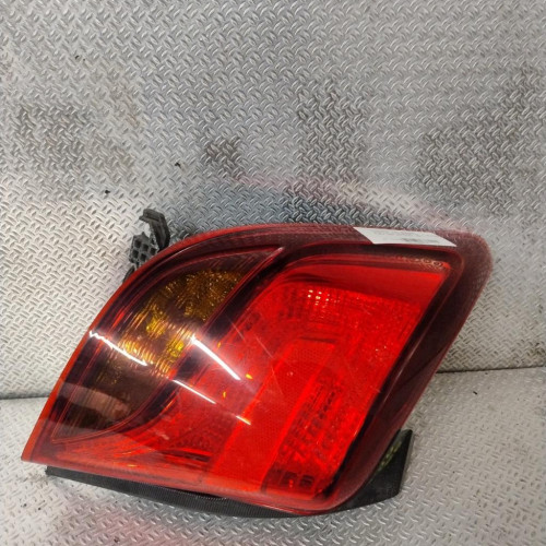Feu arrière gauche Toyota YARIS 1.0 (2010)