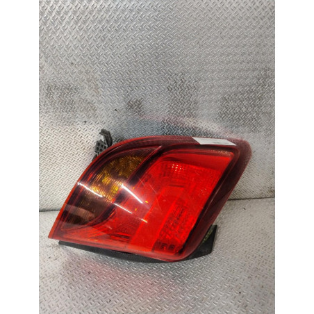 Feu arrière gauche Toyota YARIS 1.0 (2010)