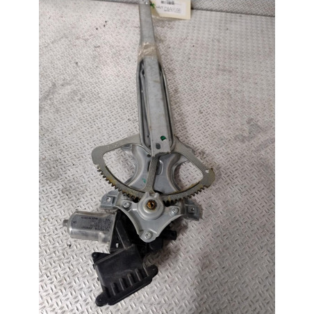 Mecanismemoteur leve-glace avg Toyota YARIS 1.0 (2010)