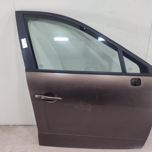 Porte avant droite Renault SCÉNIC III 1.5 dci (2010)