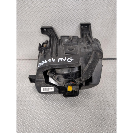 Phare antibrouillard avant gauche Kia CARENS IV 1.7 crdi (2013)