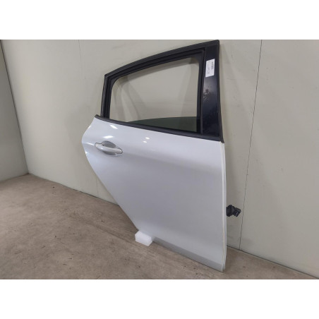 Porte arrière droite Peugeot 208 I 1.2 puretech 82 (2018)
