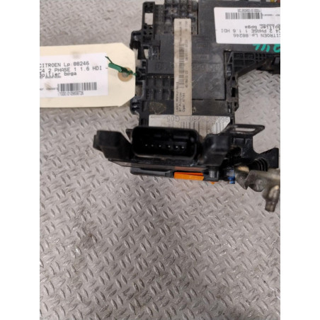 Platine fusible av Citroën C4 II 1.6 hdi 90 (2009) 5 portes