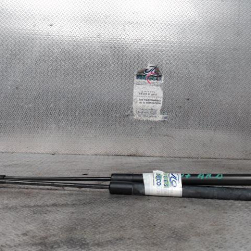 Verin gauche hayon Peugeot 207 SW 1.6 hdi (2007-2012) 5 portes