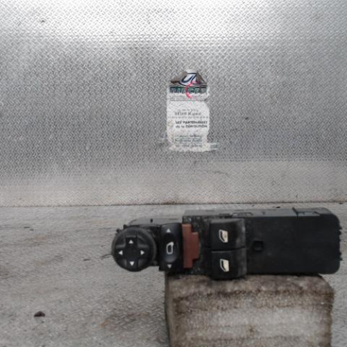 Commande lève-glace porte avant gauche Citroën C4 II 1.6 vti 120 (2009-2016)