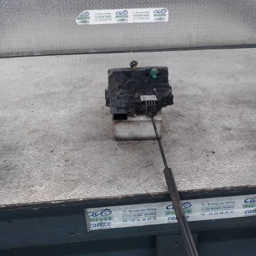 Serrure porte avg Fiat GRANDE PUNTO 1.3 d multijet (2008)