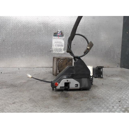 Serrure porte arg Peugeot 5008 1.6 hdi (2010-2017)
