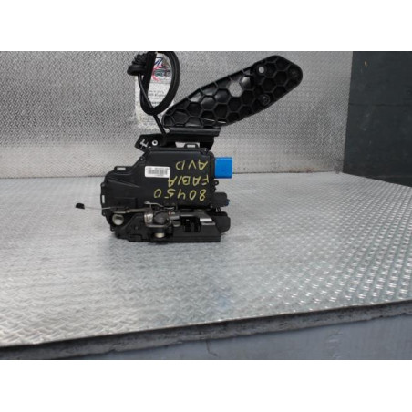 Serrure porte avd Skoda FABIA I A trois volumes 1.4 (2001-2003)