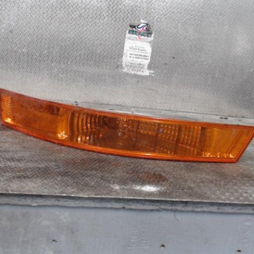Clignotant gauche Renault MASTER II Camion plate-forme-Châssis 2.2 dci 90 (2000)