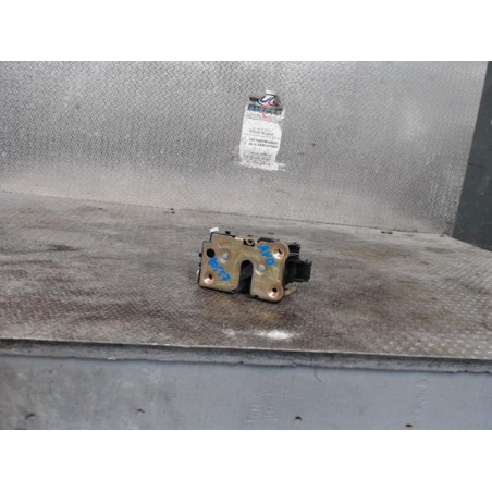 Serrure porte avd Renault MASTER II Camion plate-forme-Châssis 2.2 dci 90 (2000)
