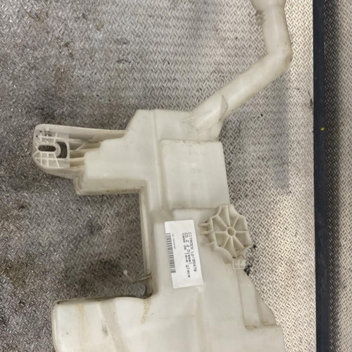 Reservoir lave-glace avant Citroën C5 III 2.0 hdi (2008)