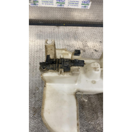 Reservoir lave-glace avant Citroën C5 III 2.0 hdi (2008)