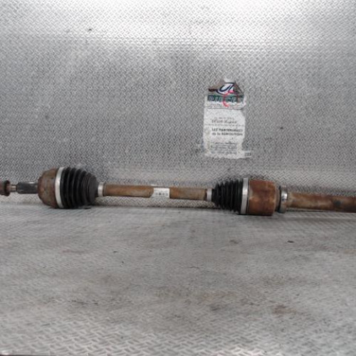 Transmission avant droite Renault MEGANE III Grandtour 1.9 dci (2009)