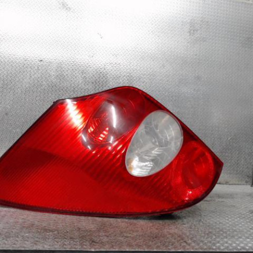 Feu arrière gauche Renault LAGUNA II Grandtour 1.8 16v (2001-2005)