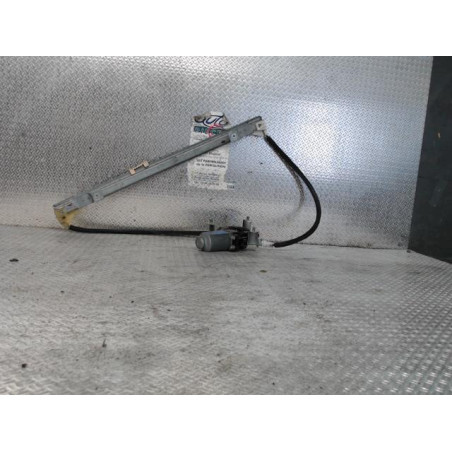 Mecanisme  moteur lève-glace avant droit Renault CLIO II 1.5 dci (2007-2009)