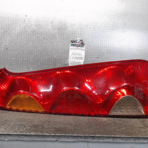 Feu arrière droit Nissan NOTE 1.5 dci (2010-2012)