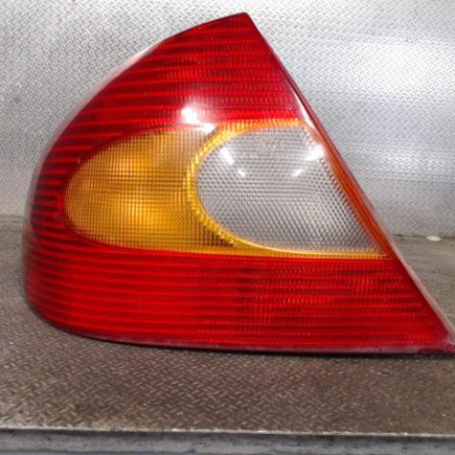 Feu arrière gauche Ford MONDEO II 2.5 24v (1996-2000)