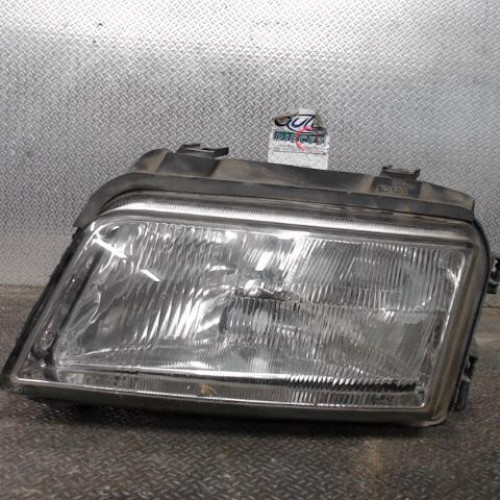 Phare gauche Audi A4 B5 Avant 1.8 t (1996-2001)