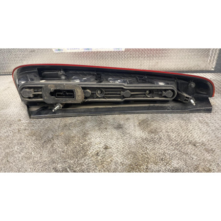 Feu arrière droit Ford C-MAX 1.8 tdci (2007-2010) 5 portes
