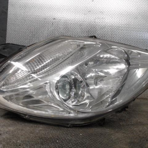 Phare droit Citroën C8 2.0 hdi (2002)