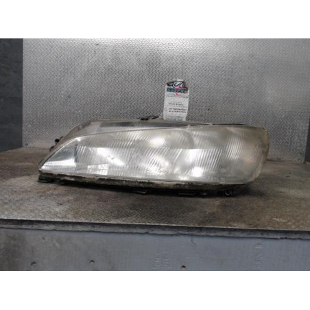 Phare gauche Peugeot 306 3-5 portes 1.4 (1993-2001) 5 portes
