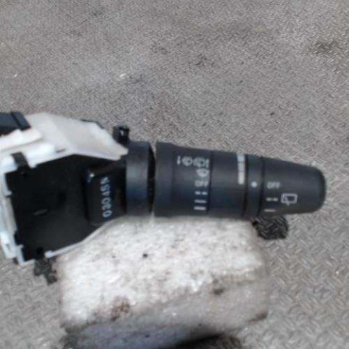 Commande essuie glace Nissan MICRA III 1.5 dci (2003-2010)