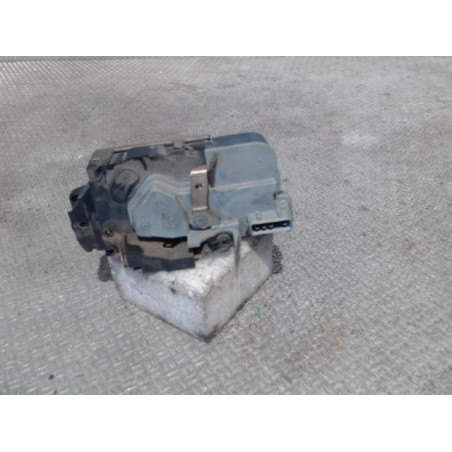 Serrure porte ard Peugeot 206 3-5 portes 1.9 d (1998-2001) 5 portes