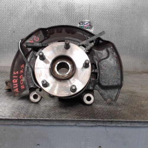 Pivot avg Toyota AURIS 2.0 d-4d (2006-2012)