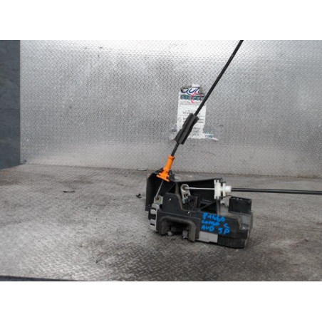 Serrure porte avd Opel CORSA C 1.4 (2000-2009)