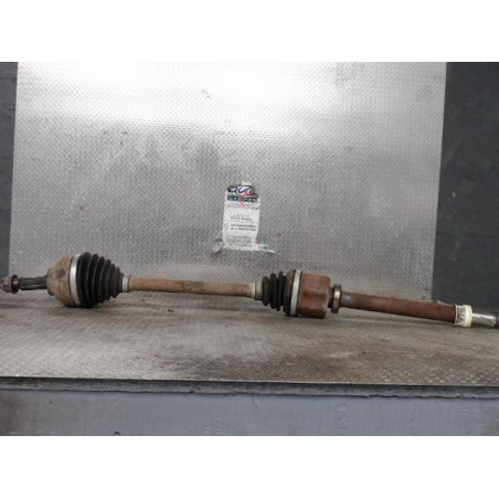 Transmission avant droite Renault TRAFIC II Camionnette 2.0 dci 90 (2006)