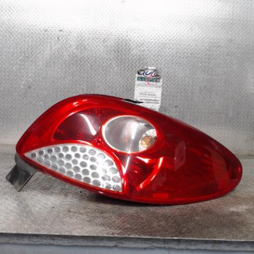 Feu arrière droit Peugeot 206 1.1 (2009-2013)