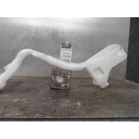 Reservoir lave-glace avant Citroën C4 CACTUS 1.2 thp 110 (2014)