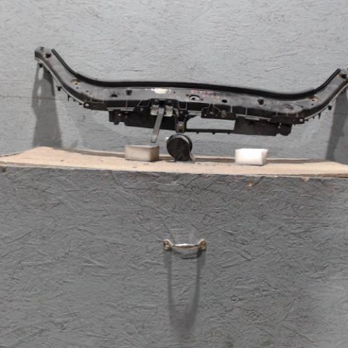 Traverse supérieure armature avant Renault SCÉNIC II 1.5 dci (2003-2005)