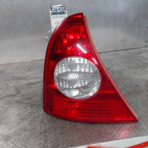Feu arrière gauche Renault CLIO II 1.4 16v (2000-2008) 5 portes