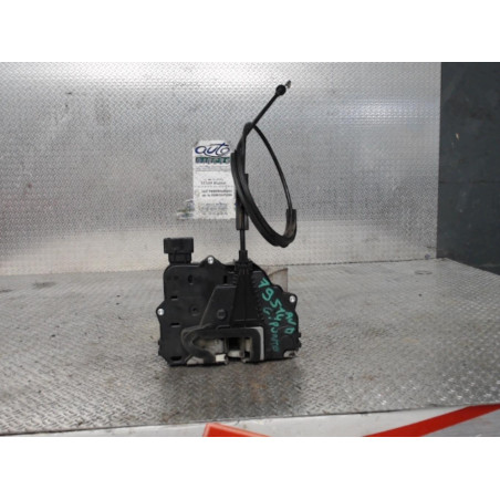 Serrure porte avg Fiat GRANDE PUNTO 1.3 d multijet (2008)