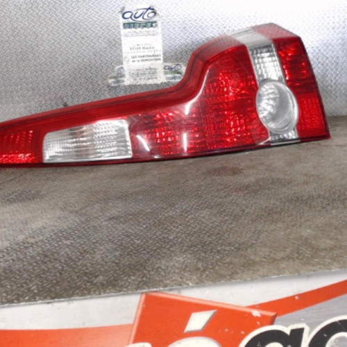 Feu arrière droit Volvo V50 2.4 (2004-2010)