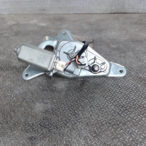 Moteur essuie-glace ar gauche Suzuki IGNIS II 1.3 ddis (2003)