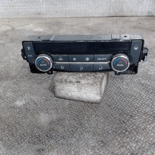 Commande de chauffage Nissan QASHQAI II SUV 1.5 dci (2013)