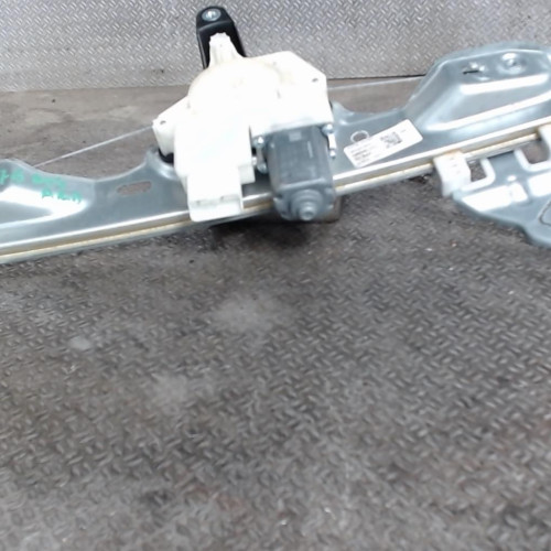 Mecanismemoteur leve-glace porte coulissante d Nissan QASHQAI II SUV 1.5 dci (2013)