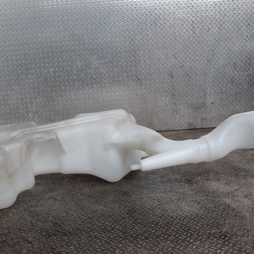 Reservoir lave-glace avant Ford FIESTA VII 1.0 ecoboost (2017)