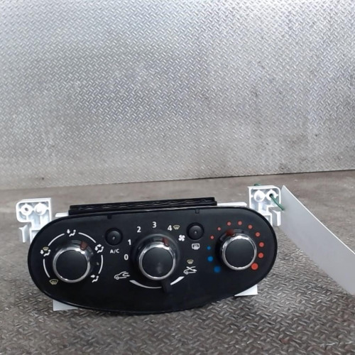 Commande de chauffage Dacia DUSTER 1.5 dci (2010-2018)