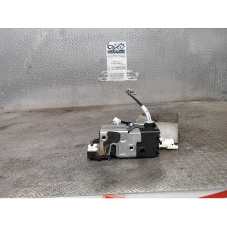 Serrure porte ard Peugeot 407 1.6 hdi 110 (2004-2010)