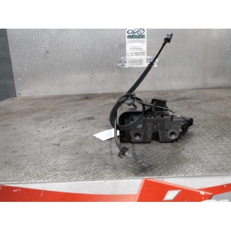 Serrure porte avd Ford C-MAX 1.6 tdci (2007-2010) 5 portes