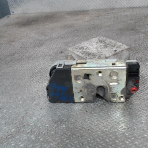 Serrure porte arg Peugeot 206 SW 1.6 hdi 110 (2004)