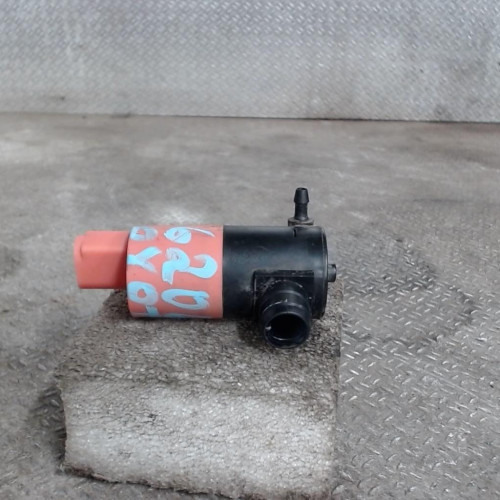 Pompe lave-glace ar Toyota YARIS 1.3 vvt-i (2005-2010)