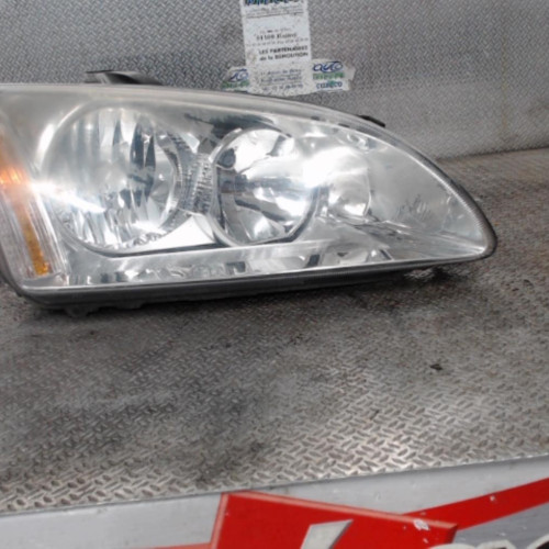 Phare droit Ford FOCUS II 2.0 tdci (2004-2008)
