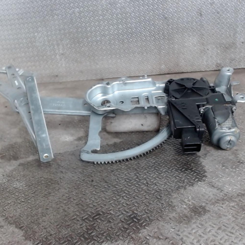 Mecanismemoteur leve-glace avg Opel CORSA C 1.3 cdti (2003-2009)