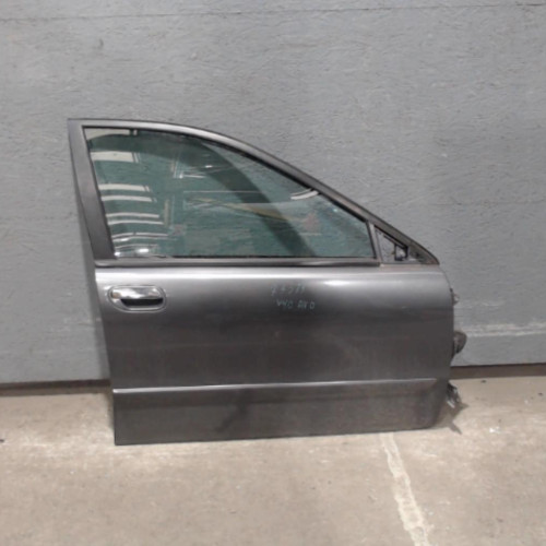 Porte avant droite Volvo V40 Break 2.0 t (1997-2000)