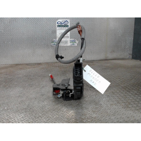 Serrure porte ard Ford MONDEO IV A trois volumes 1.8 tdci (2007-2015)